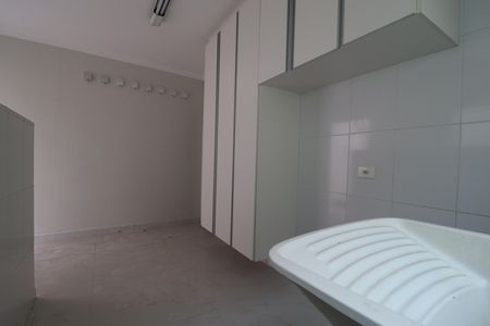 Casa para alugar com 300m², 3 quartos e 4 vagasÁrea de Serviço