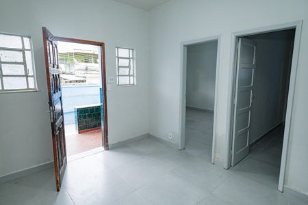 Sala de casa para alugar com 2 quartos, 55m² em Paciência, Rio de Janeiro