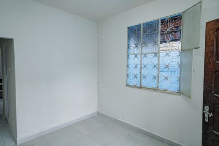 Casa para alugar com 55m², 2 quartos e sem vaga Casa para alugar com 55m², 2 quartos e sem vagaSala