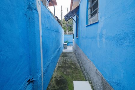 Casa para alugar com 55m², 2 quartos e sem vaga Casa para alugar com 55m², 2 quartos e sem vagaCorredor
