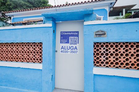 Casa para alugar com 55m², 2 quartos e sem vaga Casa para alugar com 55m², 2 quartos e sem vagaPlaca instalada
