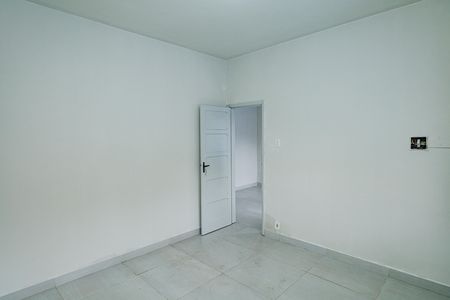 Quarto 1 de casa para alugar com 2 quartos, 55m² em Paciência, Rio de Janeiro