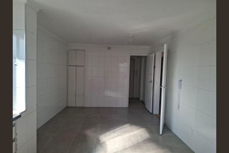 Apartamento para alugar com 183m², 3 quartos e 1 vaga
