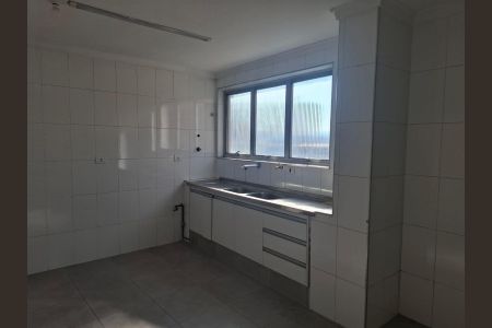 Apartamento para alugar com 183m², 3 quartos e 1 vaga