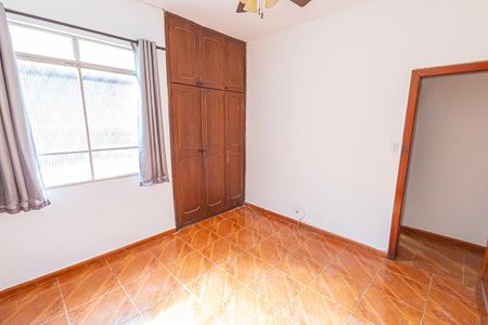 Casa para alugar com 290m², 4 quartos e 4 vagas Casa para alugar com 290m², 4 quartos e 4 vagasQuarto 2