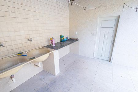 Casa para alugar com 290m², 4 quartos e 4 vagas Casa para alugar com 290m², 4 quartos e 4 vagasArea de serviço