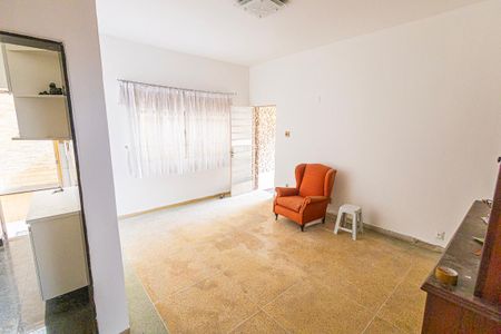 Casa para alugar com 290m², 4 quartos e 4 vagas Casa para alugar com 290m², 4 quartos e 4 vagasCopa