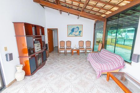 Casa para alugar com 290m², 4 quartos e 4 vagas Casa para alugar com 290m², 4 quartos e 4 vagasSala 2 andar