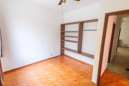 Casa para alugar com 290m², 4 quartos e 4 vagas Casa para alugar com 290m², 4 quartos e 4 vagasQuarto 3