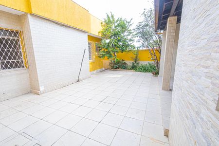 Casa para alugar com 290m², 4 quartos e 4 vagas Casa para alugar com 290m², 4 quartos e 4 vagasArea externa