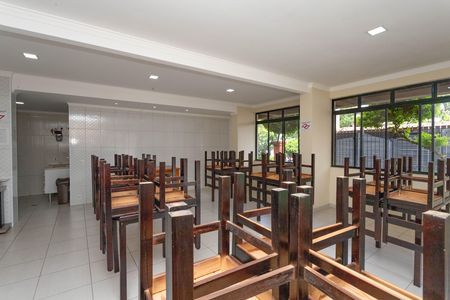 Apartamento para alugar com 52m², 2 quartos e 1 vaga Apartamento para alugar com 52m², 2 quartos e 1 vagaÁrea comum - Salão de festas