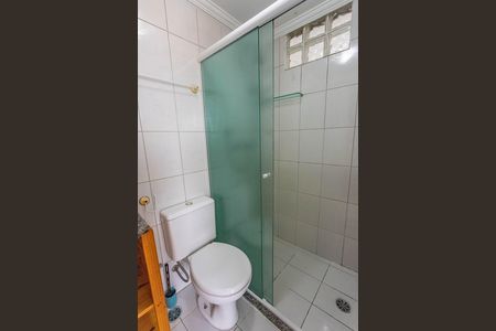 Apartamento para alugar com 52m², 2 quartos e 1 vaga Apartamento para alugar com 52m², 2 quartos e 1 vagaBanheiro social