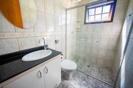 Casa à venda com 157m², 3 quartos e 2 vagasBanheiro