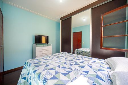 Casa à venda com 157m², 3 quartos e 2 vagasQuarto