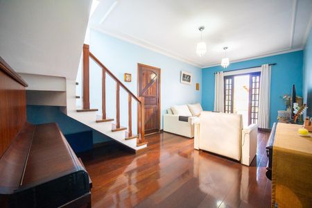 Casa à venda com 157m², 3 quartos e 2 vagasSala