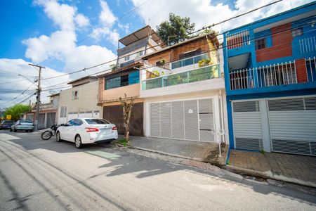 Casa à venda com 157m², 3 quartos e 2 vagasFachada