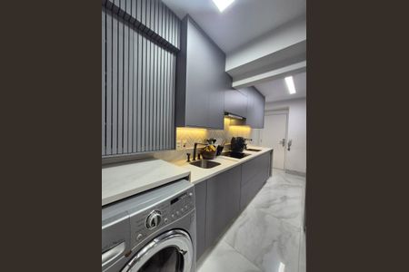 Cozinha de apartamento à venda com 2 quartos, 96m² em Vila Andrade, São Paulo
