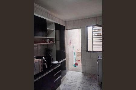 Casa à venda com 2 quartos, 163m² em Vila Alzira, São Paulo