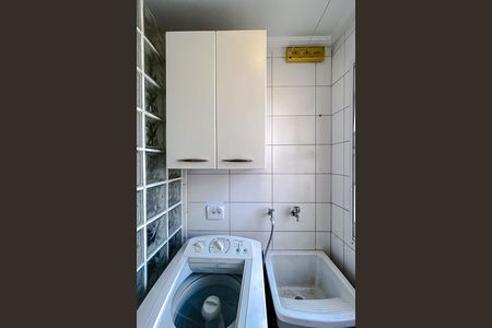 Apartamento à venda com 58m², 3 quartos e 1 vaga Apartamento à venda com 58m², 3 quartos e 1 vagaÁrea de Serviço