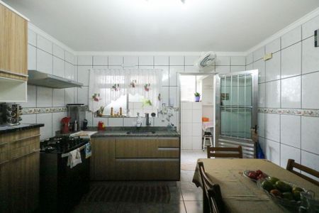 Apartamento à venda com 102m², 3 quartos e 1 vaga Apartamento à venda com 102m², 3 quartos e 1 vagaBanheiro Social