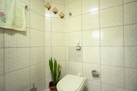 Apartamento à venda com 102m², 3 quartos e 1 vaga Apartamento à venda com 102m², 3 quartos e 1 vagaBanheiro da Suíte