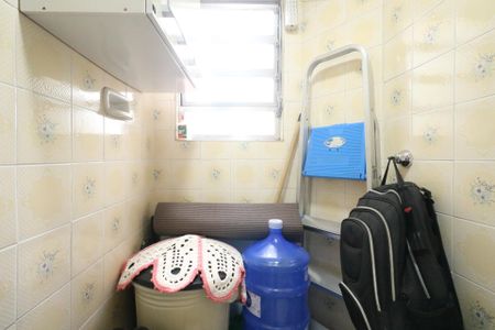 Apartamento à venda com 102m², 3 quartos e 1 vaga Apartamento à venda com 102m², 3 quartos e 1 vagaBanheiro de Serviço