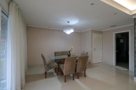 Apartamento à venda com 146m², 3 quartos e 2 vagasSala