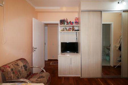 Apartamento à venda com 146m², 3 quartos e 2 vagasSuíte 1