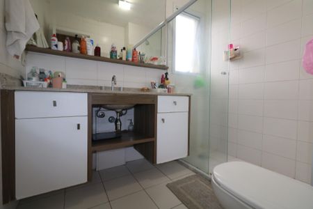 Apartamento à venda com 146m², 3 quartos e 2 vagasBanheiro da Suíte 3