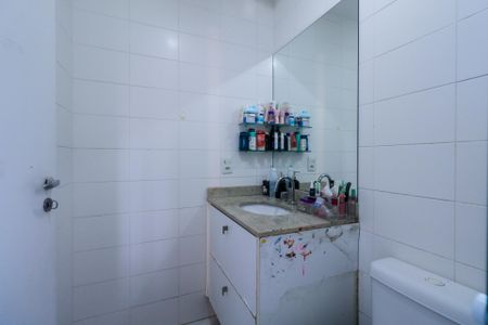 Apartamento à venda com 146m², 3 quartos e 2 vagasBanheiro da Suíte 2