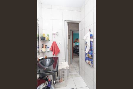 Casa para alugar com 76m², 2 quartos e 1 vaga Casa para alugar com 76m², 2 quartos e 1 vagaBanheiro