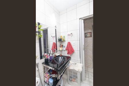 Casa para alugar com 76m², 2 quartos e 1 vaga Casa para alugar com 76m², 2 quartos e 1 vagaBanheiro