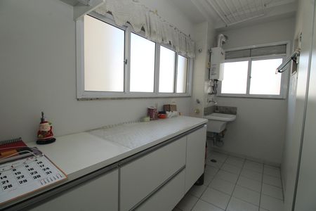 Apartamento à venda com 108m², 3 quartos e 2 vagasÁrea de Serviço