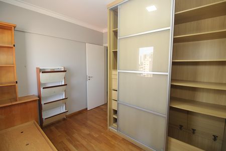 Apartamento à venda com 108m², 3 quartos e 2 vagasQuarto 1