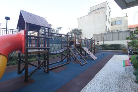 Apartamento à venda com 108m², 3 quartos e 2 vagasÁrea comum - Playground