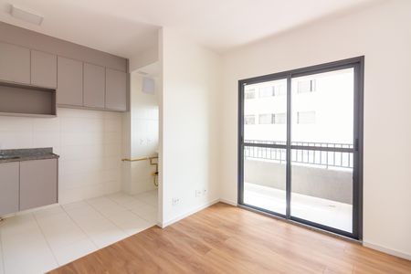 Sala  de apartamento à venda com 2 quartos, 55m² em Centro, Osasco