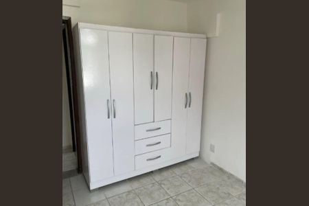 Quarto de apartamento para alugar com 2 quartos, 96m² em Itapuã, Salvador
