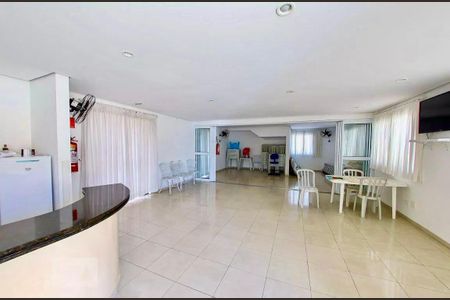 Apartamento à venda com 69m², 3 quartos e 1 vaga Apartamento à venda com 69m², 3 quartos e 1 vagaSalão de Festas