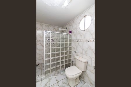 Casa para alugar com 56m², 2 quartos e 1 vaga Casa para alugar com 56m², 2 quartos e 1 vagaBanheiro