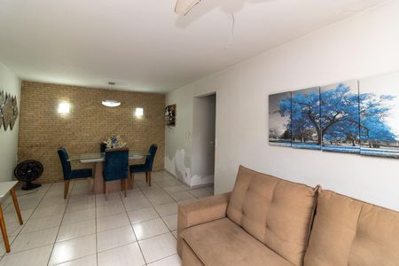 Casa para alugar com 56m², 2 quartos e 1 vaga Casa para alugar com 56m², 2 quartos e 1 vagaSala