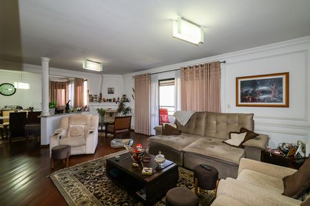 Apartamento à venda com 212m², 4 quartos e 3 vagas