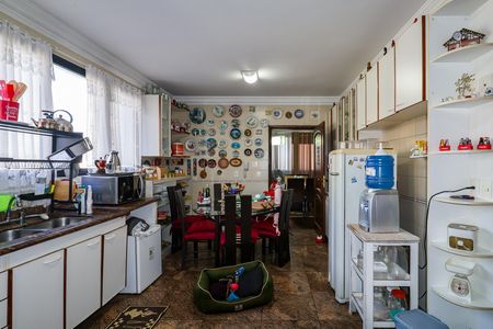Apartamento à venda com 212m², 4 quartos e 3 vagas