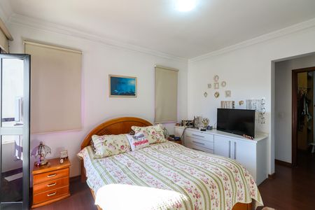 Apartamento à venda com 212m², 4 quartos e 3 vagas