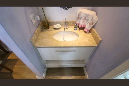 Banheiro de apartamento à venda com 1 quarto, 40m² em Jardim Ibitirama, São Paulo