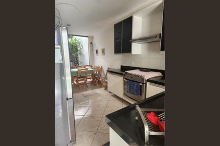 Casa à venda com 3 quartos, 250m² em Penha de França, São Paulo