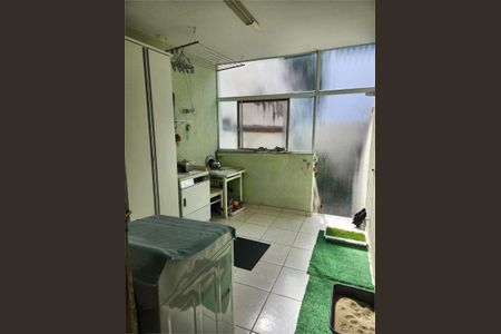 Casa à venda com 3 quartos, 250m² em Penha de França, São Paulo