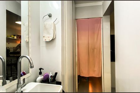 Apartamento para alugar com 60m², 2 quartos e 1 vagaBanheiro 