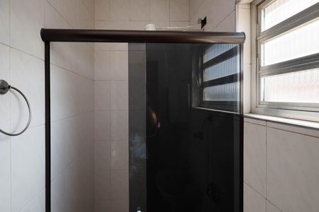 Casa à venda com 235m², 4 quartos e 6 vagasBanheiro 4