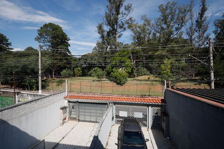 Vista  de casa à venda com 4 quartos, 235m² em Jardim Peri, São Paulo