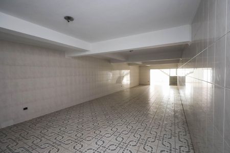 Casa à venda com 235m², 4 quartos e 6 vagasGaragem